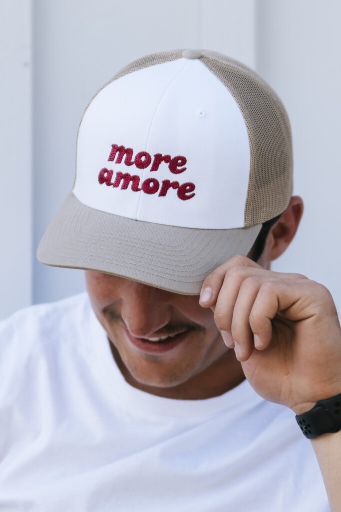 MORE AMORE